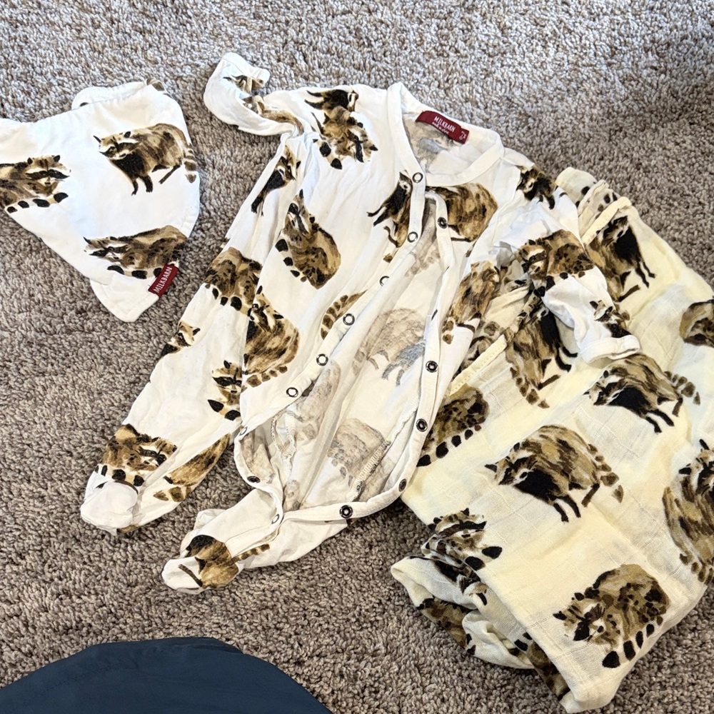 Milkbarn Cream Raccoon Print Kids Footie